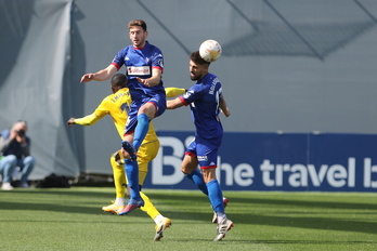 Peru Nolaskoain, joan den denboraldian, Amorebieta taldearekin.