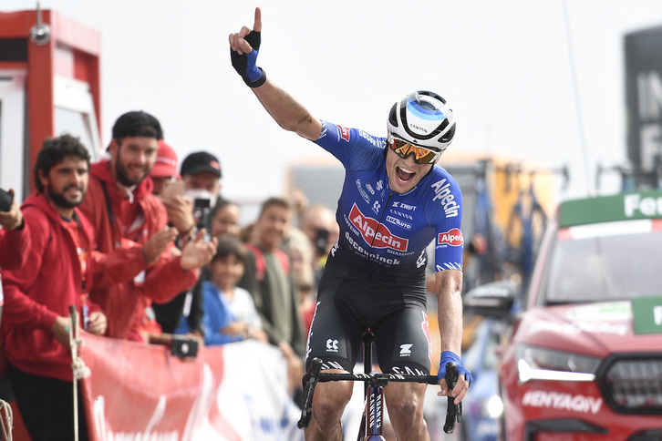 Jay Vine (Alpecin) celebra su segunda victoria en esta edición de La Vuelta. 