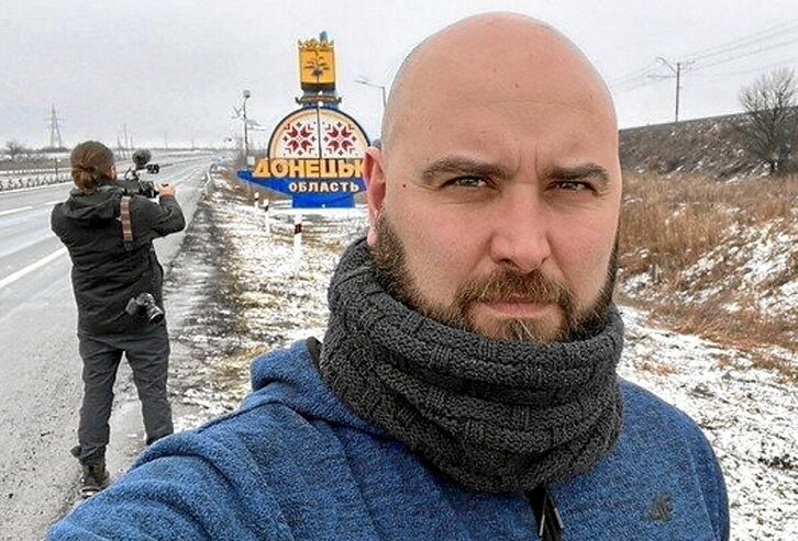  Pablo González, en uno de los límites de Donetsk, en el este de Ucrania.