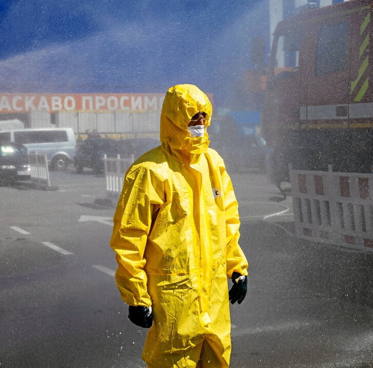 Pruebas radiactivas en torno al complejo nuclear.