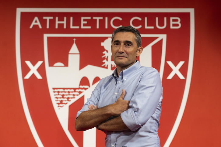 Valverde durante el acto de presentación de su tercera etapa en el banquillo del Athletic.