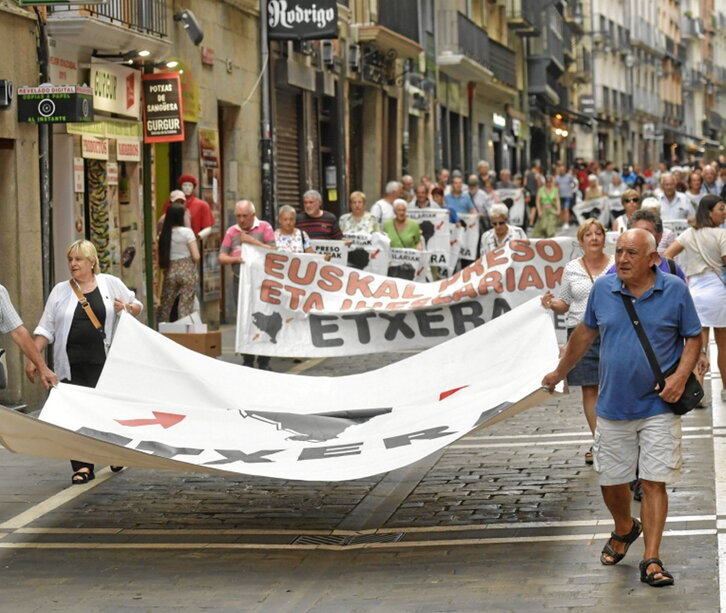 Ekaineko azken ostirala Iruñean.