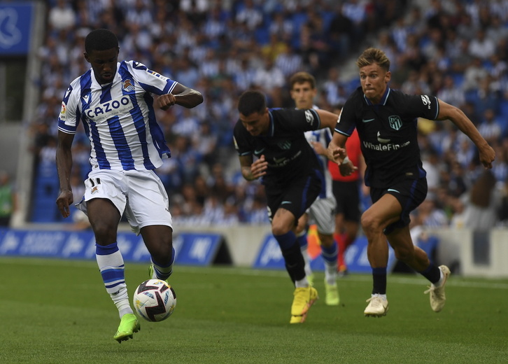 Momo Cho ha creado mucho peligro con su velocidad y ha dado la asistencia del gol.