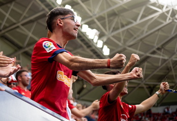 La grada de El Sadar sí que está disfrutando en este inicio de temporada con los buenos resultados caseros de su equipo.