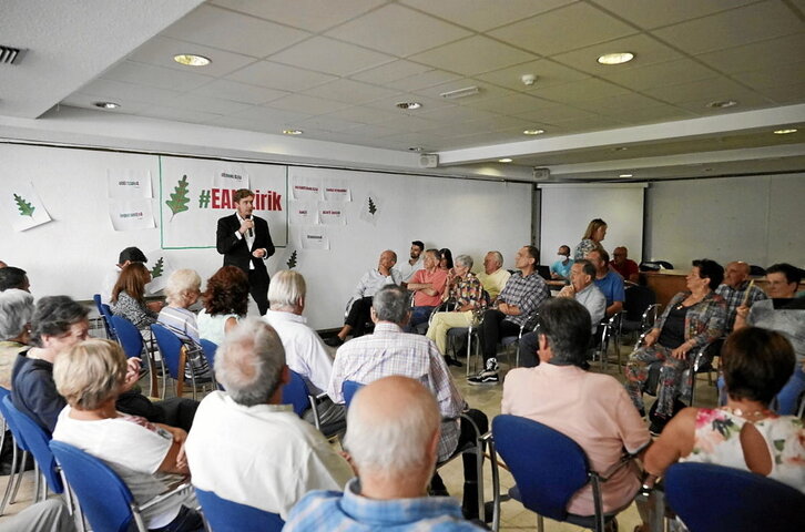 Los críticos celebraron el 36 aniversario de EA con simbología diferente a la oficial.