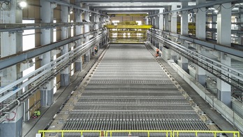 Nave E de electrolisis de Asturiana de Zinc.