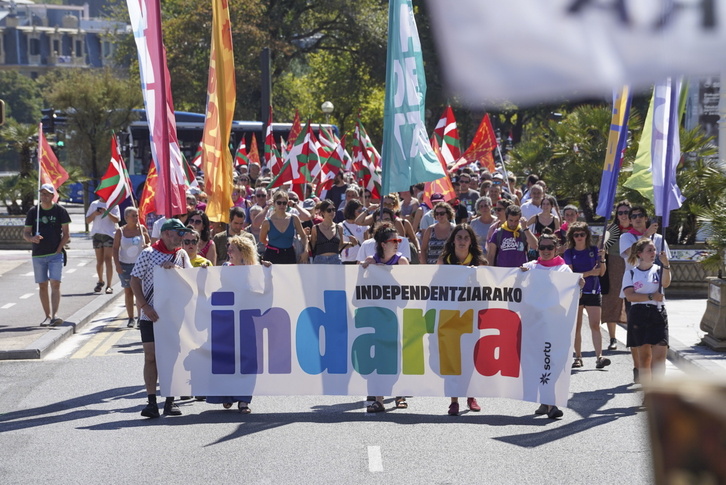 Sortuk Donostian deitutako manifestazioa, Kontxako Banderaren bigarren igandean.