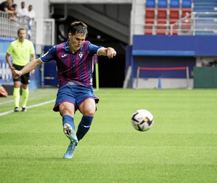 Tejero regresará al once por la sanción de Correa.