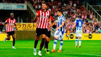 Vesga celebra el de la victoria en la final de Euskal Herriko Txapela.