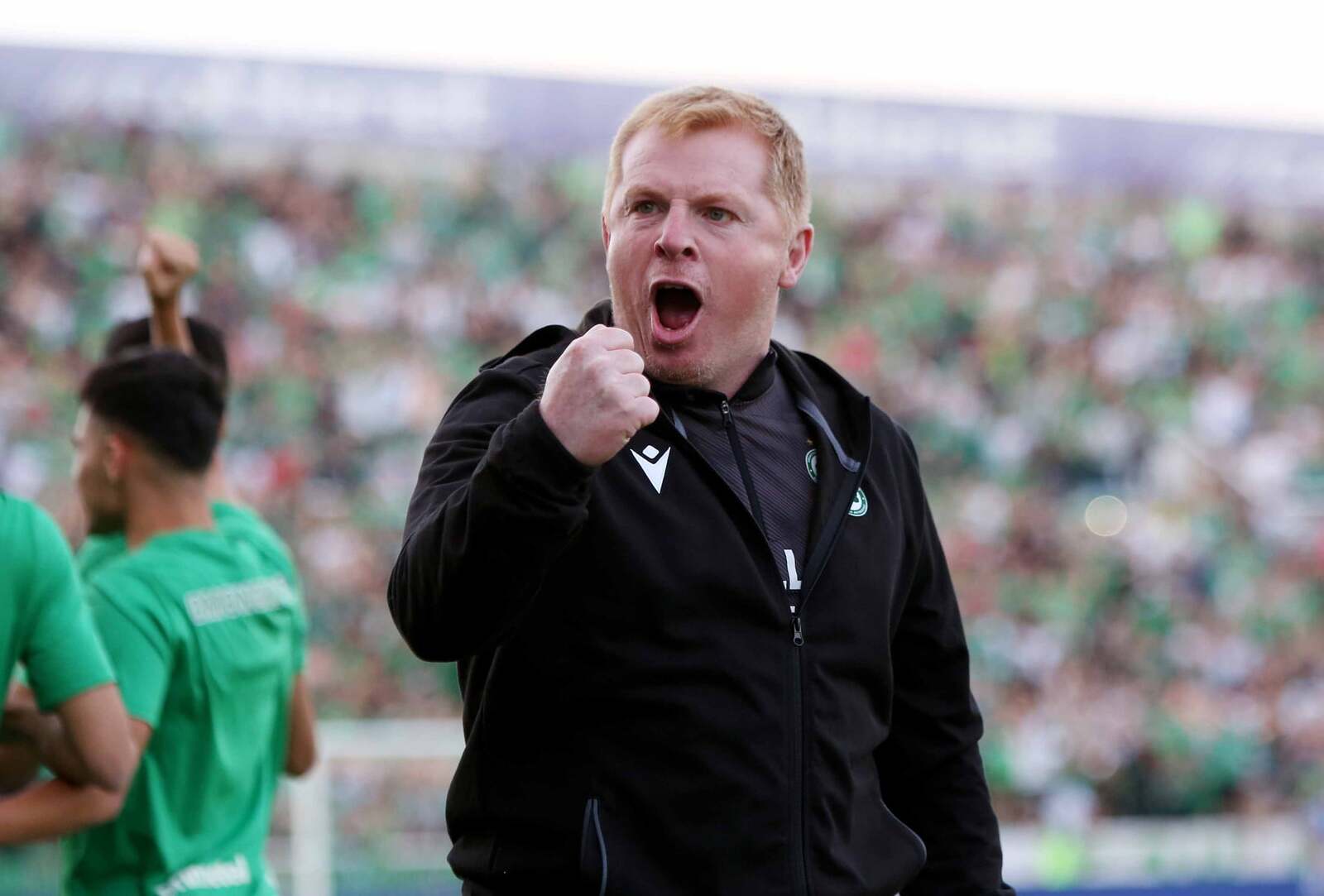 Neil Lennon, un mito del Celtic es el entrenador del Omonia Nicosia.