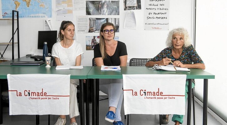 Txostenaren aurkezpena, atzo, La Cimaderen Baionako egoitzan.