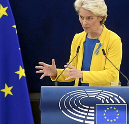 Ursula von der Leyen, ayer, en el debate del Estado de la Unión Europea.