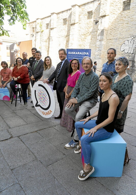 Entitateen izen-ematea zabaldu zuten maiatzean.