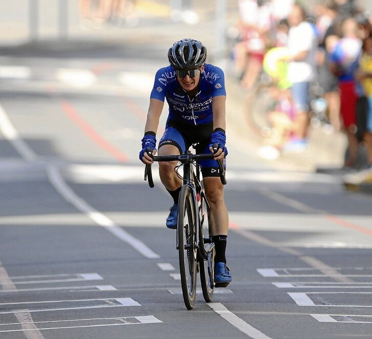 Unai Esparza, segundo tras Pablo Castrillo, logró su mejor puesto el sábado en Oñati.
