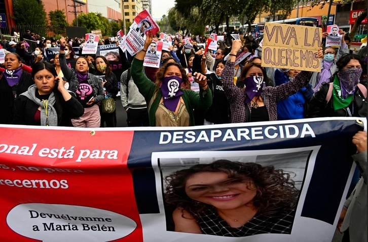 Protestas en las calles de Quito por la muerte de María Belén Bernal.