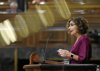 La ministra española de Hacienda, María Jesús Montero, ayer en el Congreso.