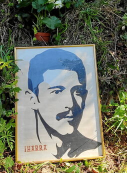 Homenaje a Juan Antonio Aranguren Mujika, “Iharra”, en Urdazubi por parte de su familia, el día que se cumplían 50 años de su muerte.