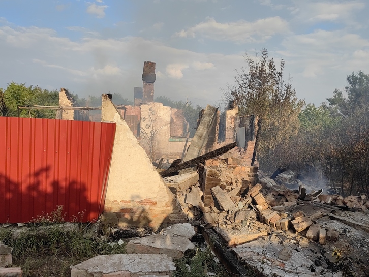 Consecuencias de los bombardeos del Ejército ucraniano contra la ciudad rebelde de Donetsk. (B. AMARAL DE CARVALHO)