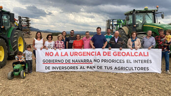 Los agricultores denuncian que se priorizan los intereses de la multinacional minera Geoalcali.