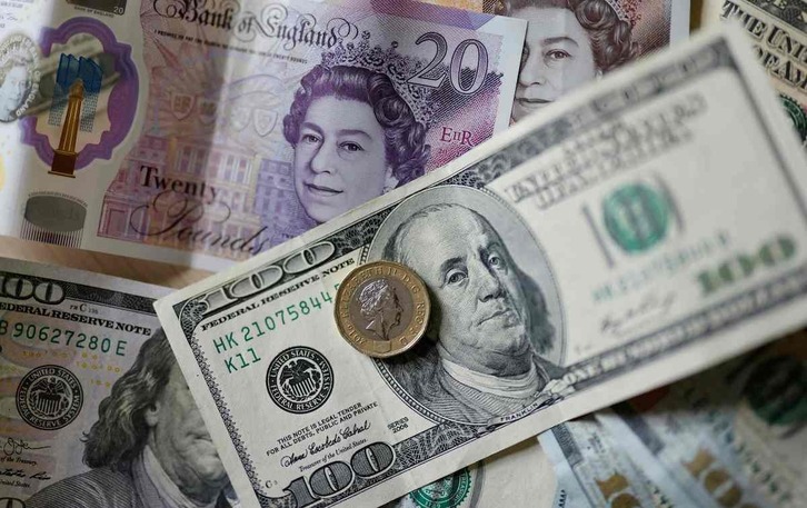 El dólar y la libra podrían alcanzar la paridad para finales de año, según algunos analistas. 
