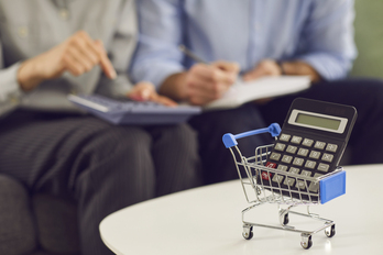 El empeoramiento ha sido claro respecto de 2020, ya que se ha pasado, en la tasa Arope, de un 12,3 % de la población a un 14,7 % de personas en riesgo de pobreza o exclusión social y la situación de inflación augura un invierno difícil.