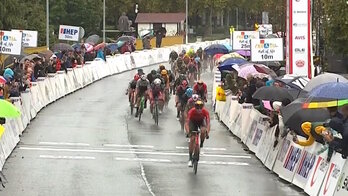 Jonathan Milan se ha impuesto en un sprint reducido.