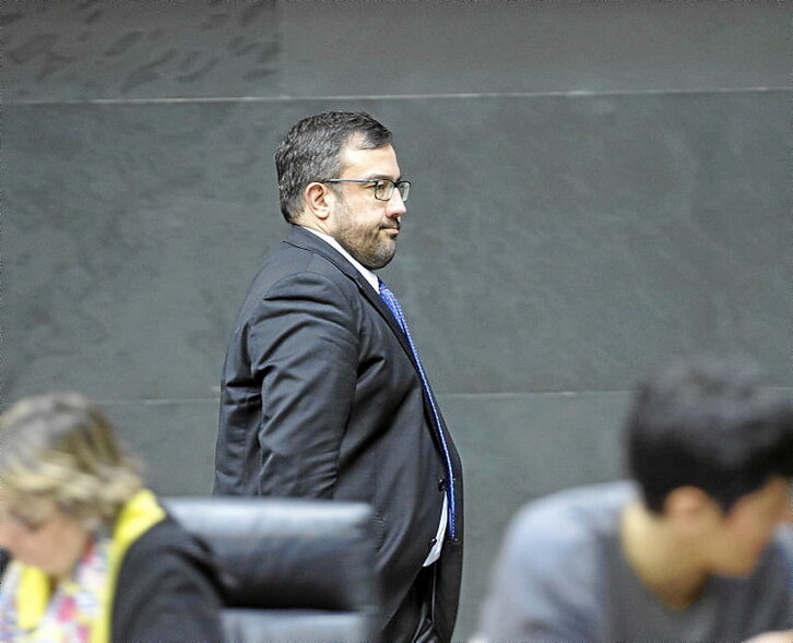 Javier Remírez, en el Parlamento.