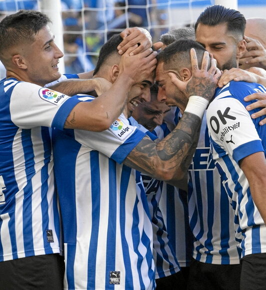 Babazorroak hiru goletako bat ospatzen.