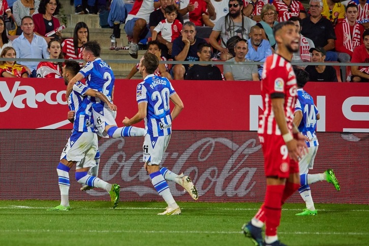 Álex Sola, que se abraza a Brais en Girona, será el lateral derecho ate el Sheriff.  