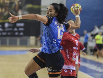 Laura Hernandez, Bera Berako golegile nagusia (8 gol) bosgarren jardunaldian.