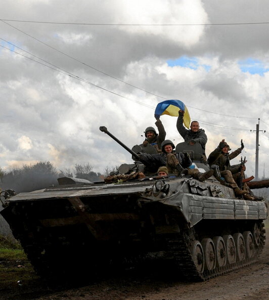Bandera ucraniana en Liman, Donetsk..