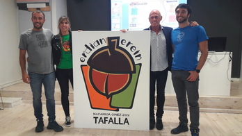 Xabier Salvo (jarduerak batzordea), Paula Arregi (Garces de los Fayos ikastolako zuzendaria), Josu Reparaz (NIEko zuzendari) eta Irati Esparza (segurtasun batzordekoa).