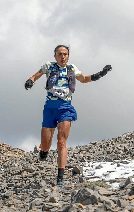 Maite Maiora, Skyrunning World Series zirkuituko lasterketa batean, jaitsieran kontzentratuta.