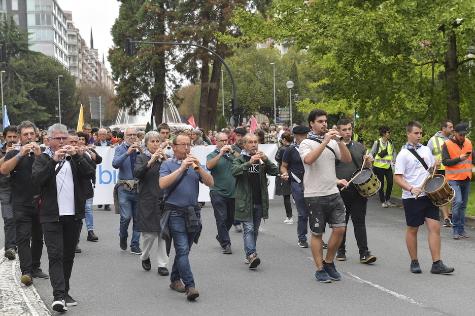 Sarek larunbat honetan deitutako manifestazioa.