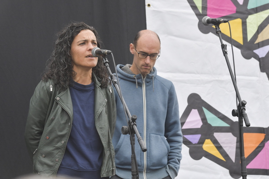 Maialen Lujanbio eta Amets Arzallus Izan Bidea kanpainaren amaiera ekitaldian, Illunben.