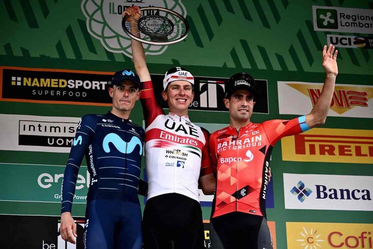 Enric Mas, Tadej Pogacar y Mikel Landa, en el podio final de Lombardía.