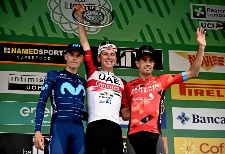 Enric Mas, Tadej Pogacar y Mikel Landa, en el podio final de Lombardía.