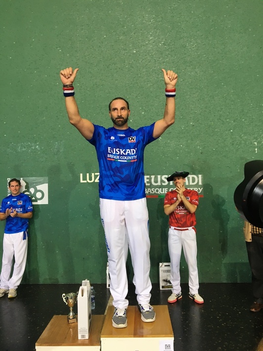 Eric Irastorza no ha podido despedirse con txapela en una gran final.