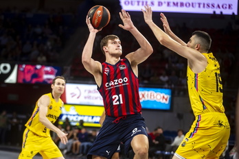 Kotsar, en un intento de entrada a canasta.