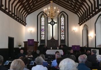 Imagen de archivo del interior de una iglesia en Funchal, Madeira.