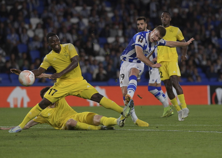 Sorloth ha abierto el marcador poco antes del descanso.