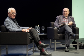 José Luis Villacañas y László Földényi, este jueves en el palacio Baluarte. 