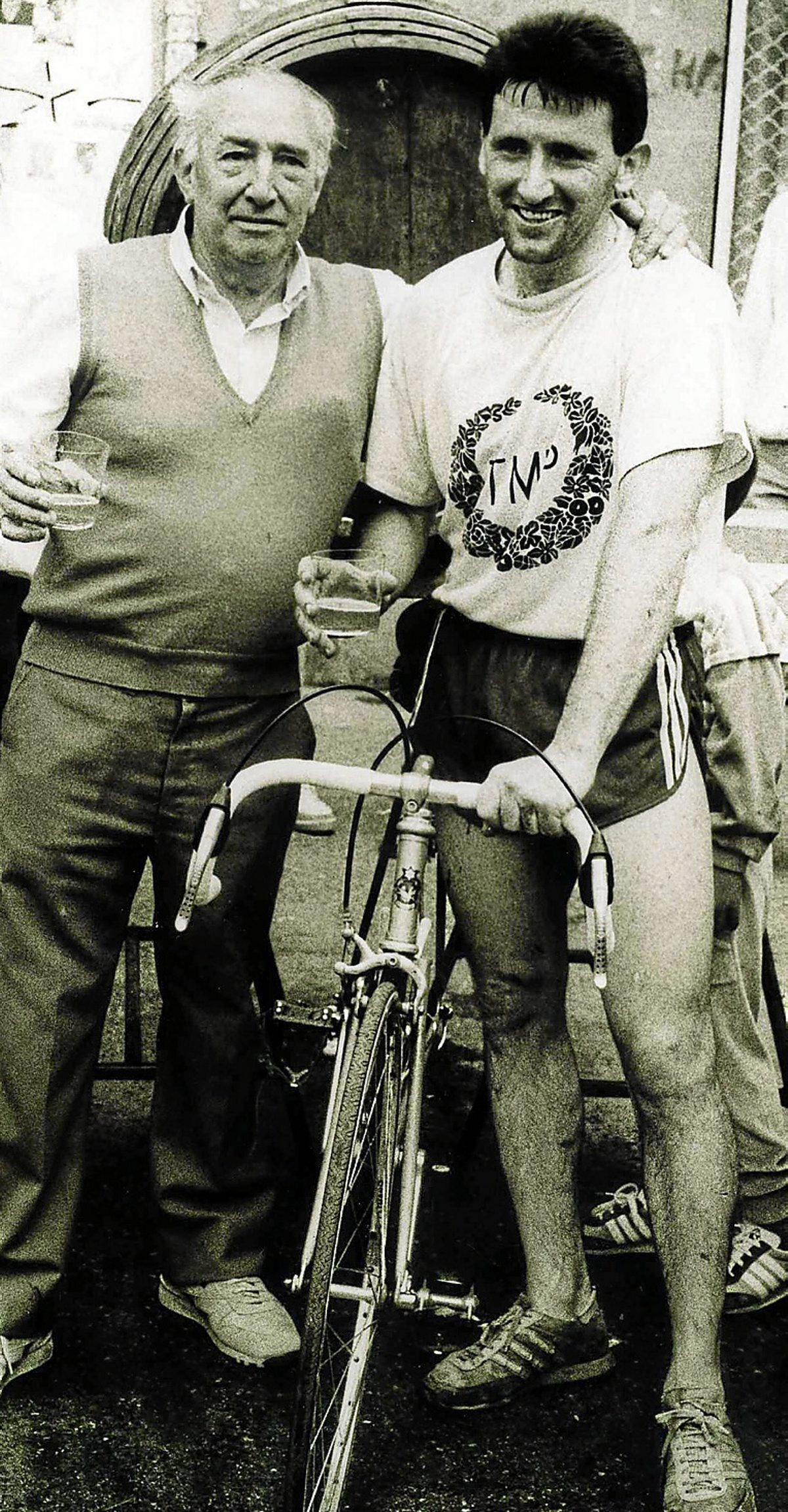 Maratoiaren hirugarren edizioko txirrindularitza proba. (EUSKARA ZERBITZUA)