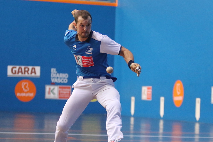 Aitor Elordik partida borobila jokatu du lehen puntua eskuratzeko.