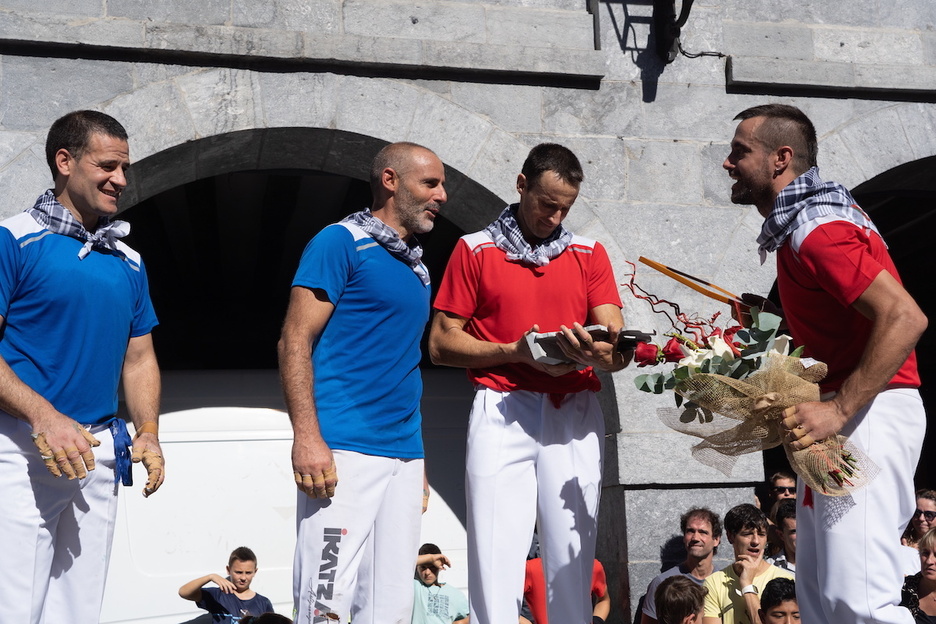 Bere lehengusu eta botilero Axier Garciarekin osatu du bikotea; aurkariak, Xala eta Barriola.