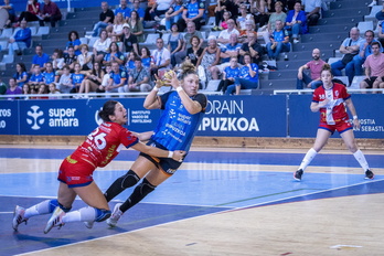 Giuliana Gavilanek 6 gol eginda bukatu du partida.