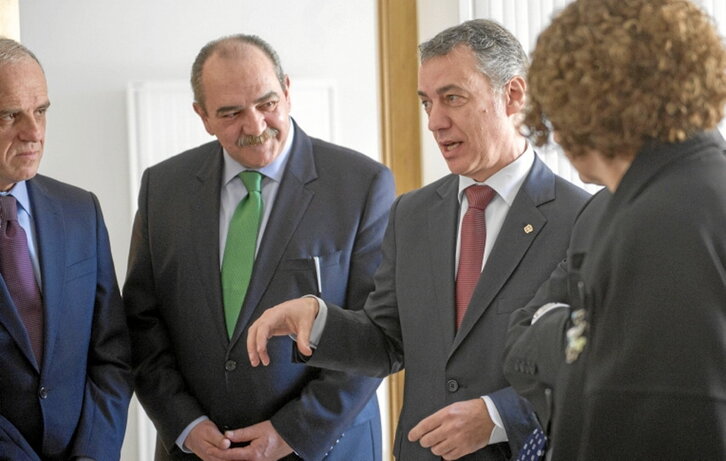 Erezuma, junto a Urkullu, en 2015.