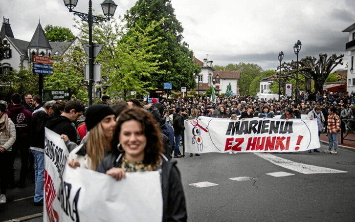 Apirilean bezala, martxa bat eginen dute larunbatean.