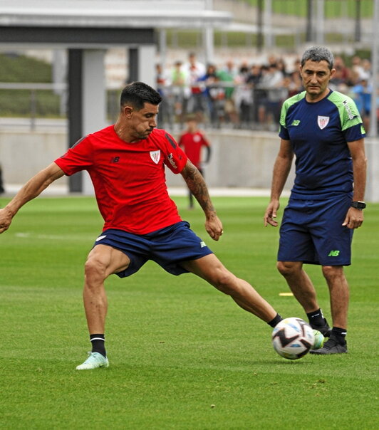 Yuri ha estado mes y medio lesionado.