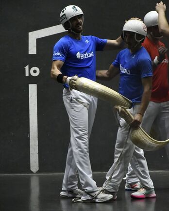 Urrutia y Aimar, felices, tras ganar el Winter Series Pro Am.